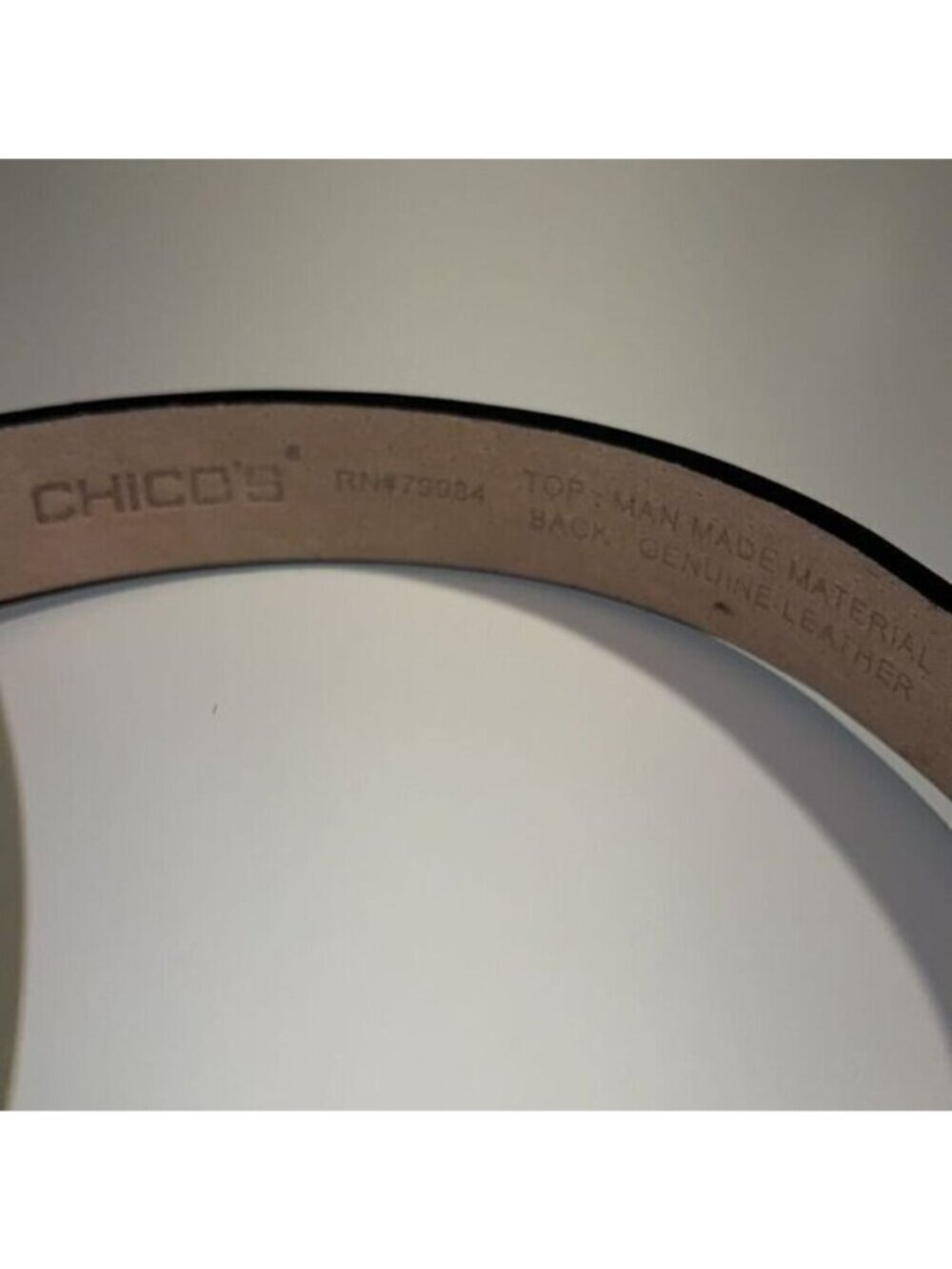 Chico’s Adjustable Leather Enameled Bling Fish Leather Belt Size S/M - Picture 3 of 10